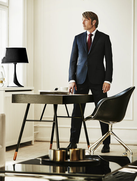 BoConcept Campaign Actor Mads Mikkelsen